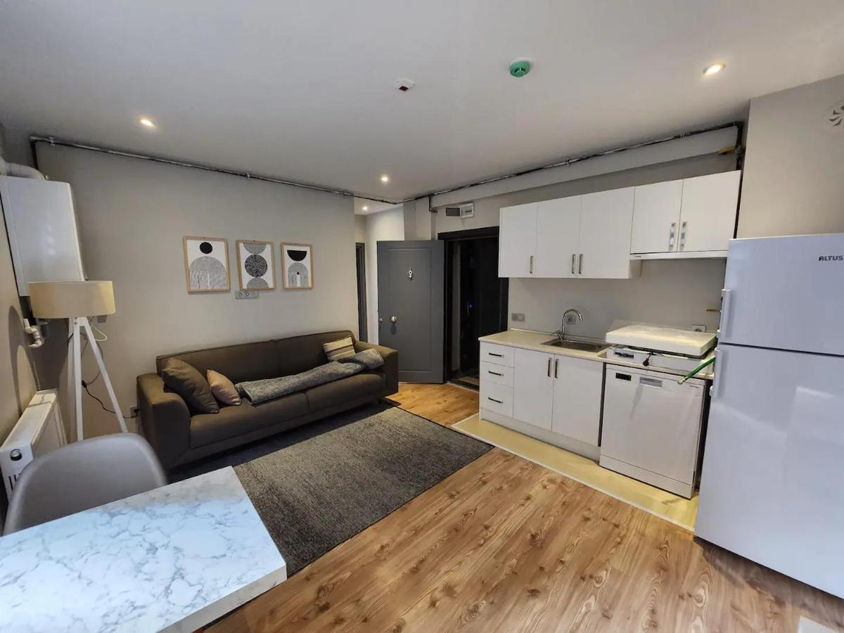 Remta Real Estate Lejlighed Istanbul Eksteriør billede